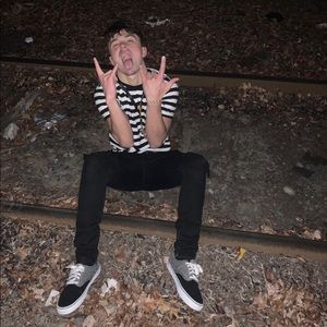 Meet your Posher, Jared